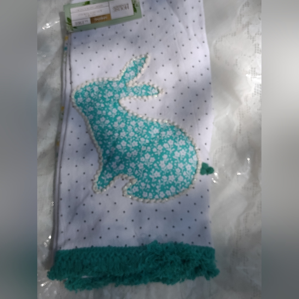 House And Garden  Easter Hop 2 Kitchen Towels New